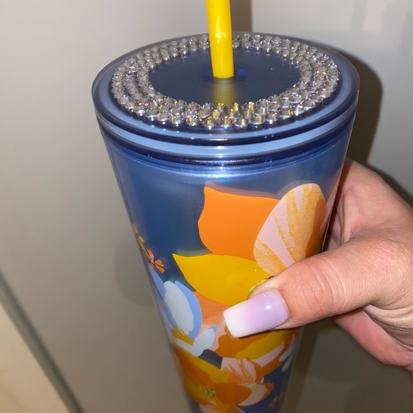 Starbucks cup - Picture 4 of 5